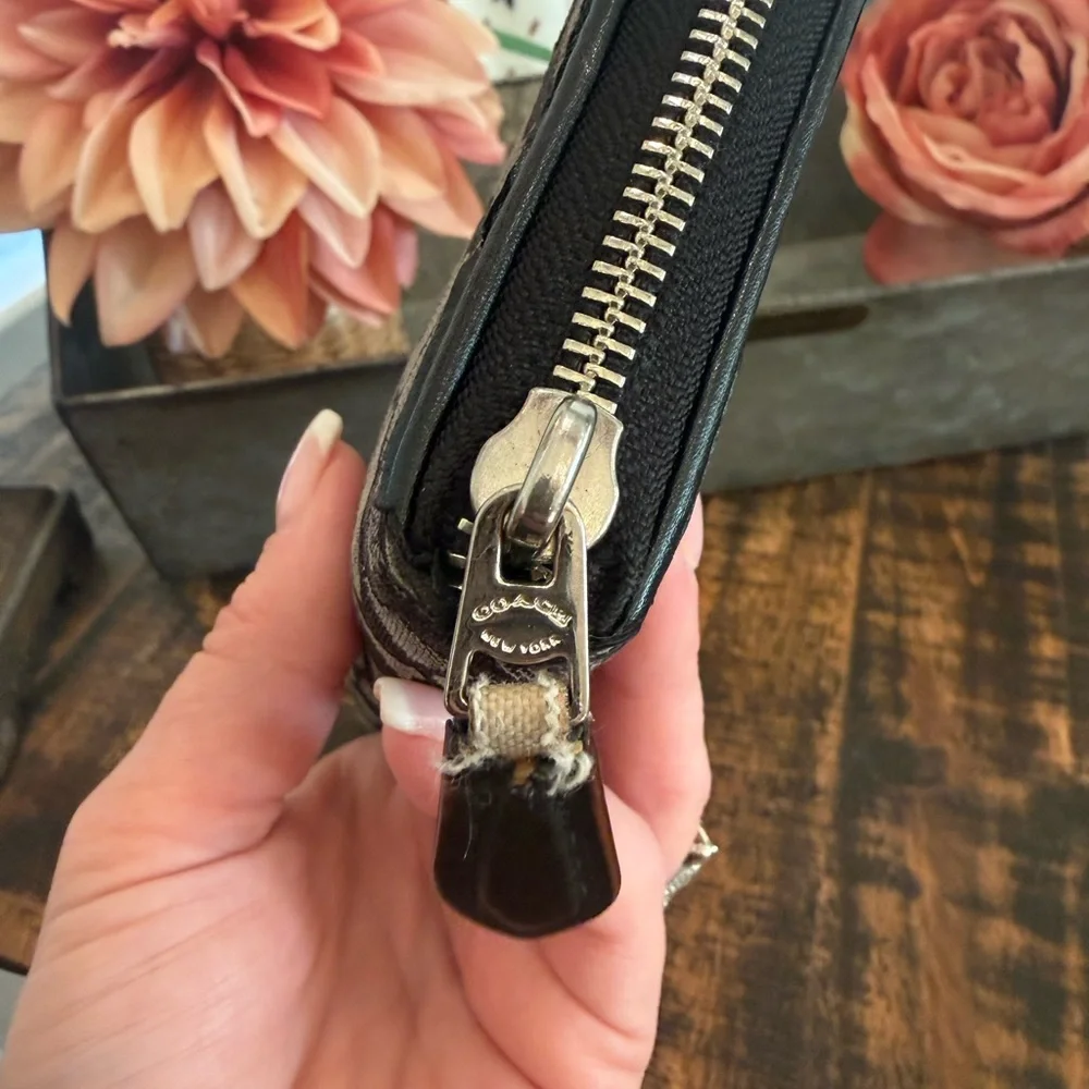 Coach Black Monogram zippy Wallet